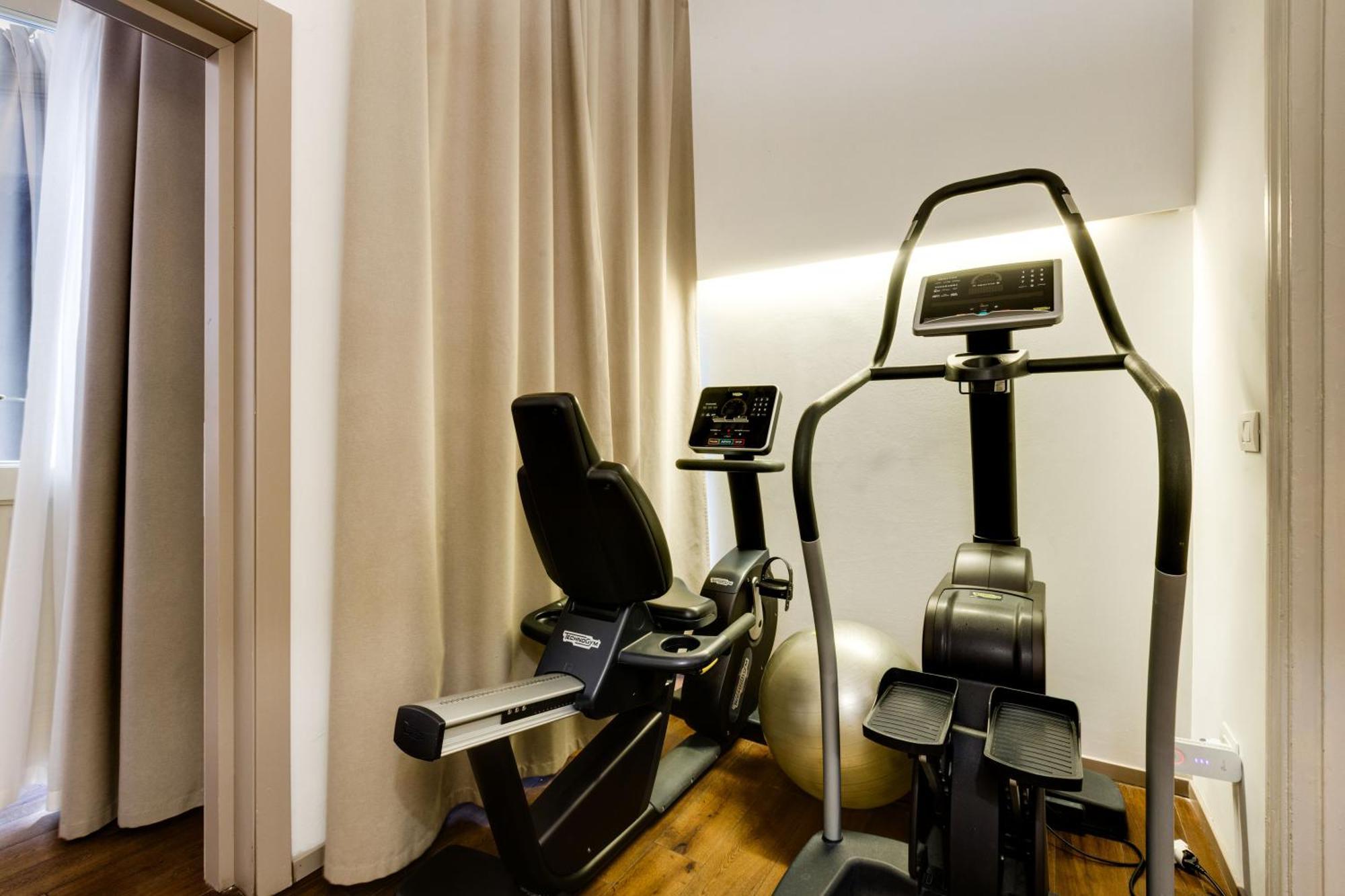 רומא Piazza Farnese Luxury Suites מראה חיצוני תמונה