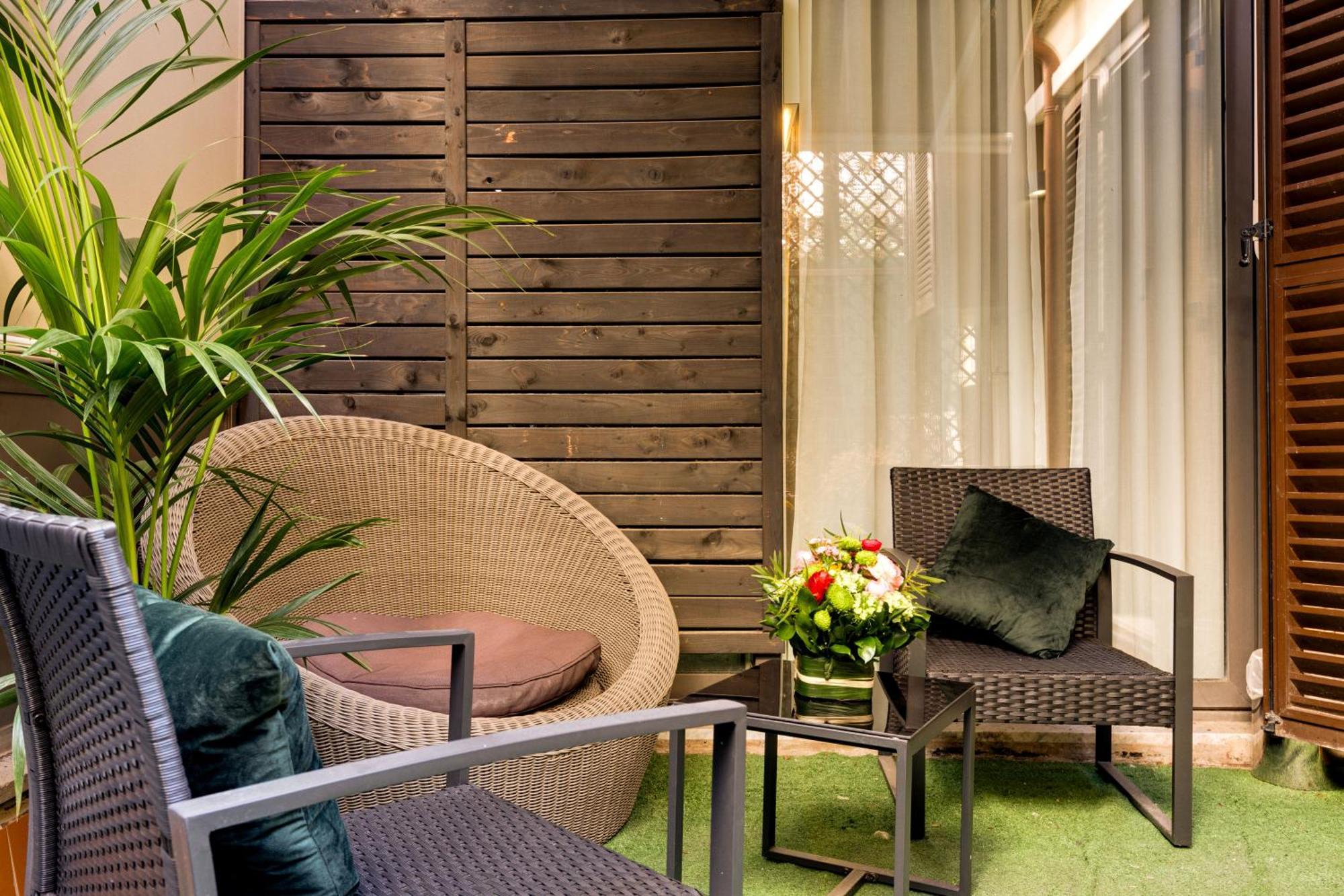 רומא Piazza Farnese Luxury Suites מראה חיצוני תמונה