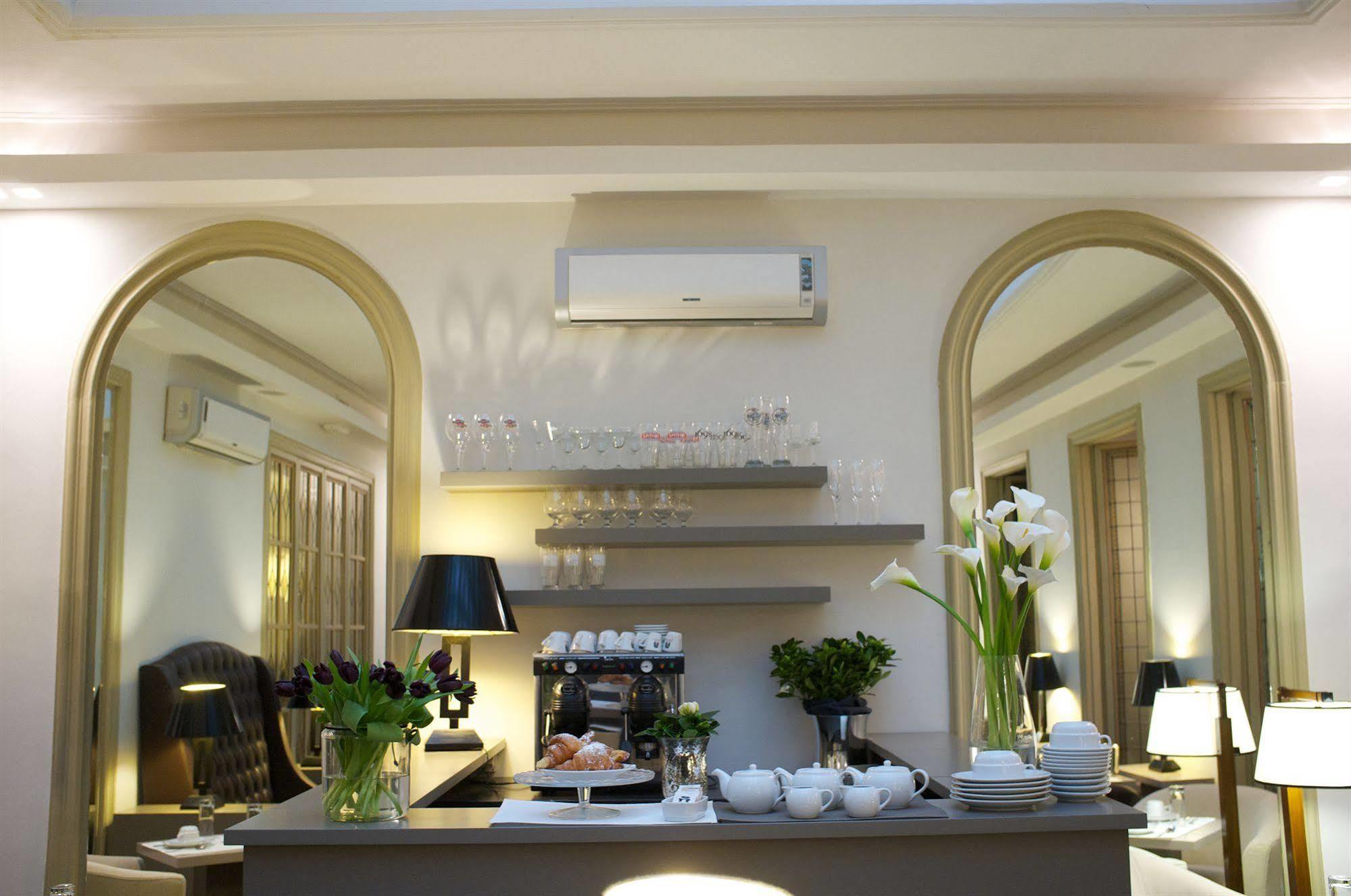 רומא Piazza Farnese Luxury Suites מראה חיצוני תמונה